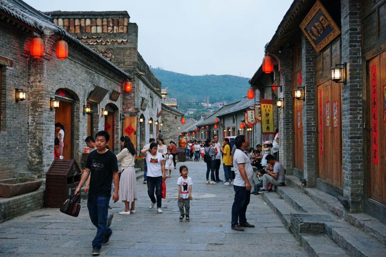 匆忙离开